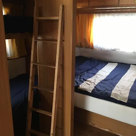 Каравана Смокиня Делукс Дюни